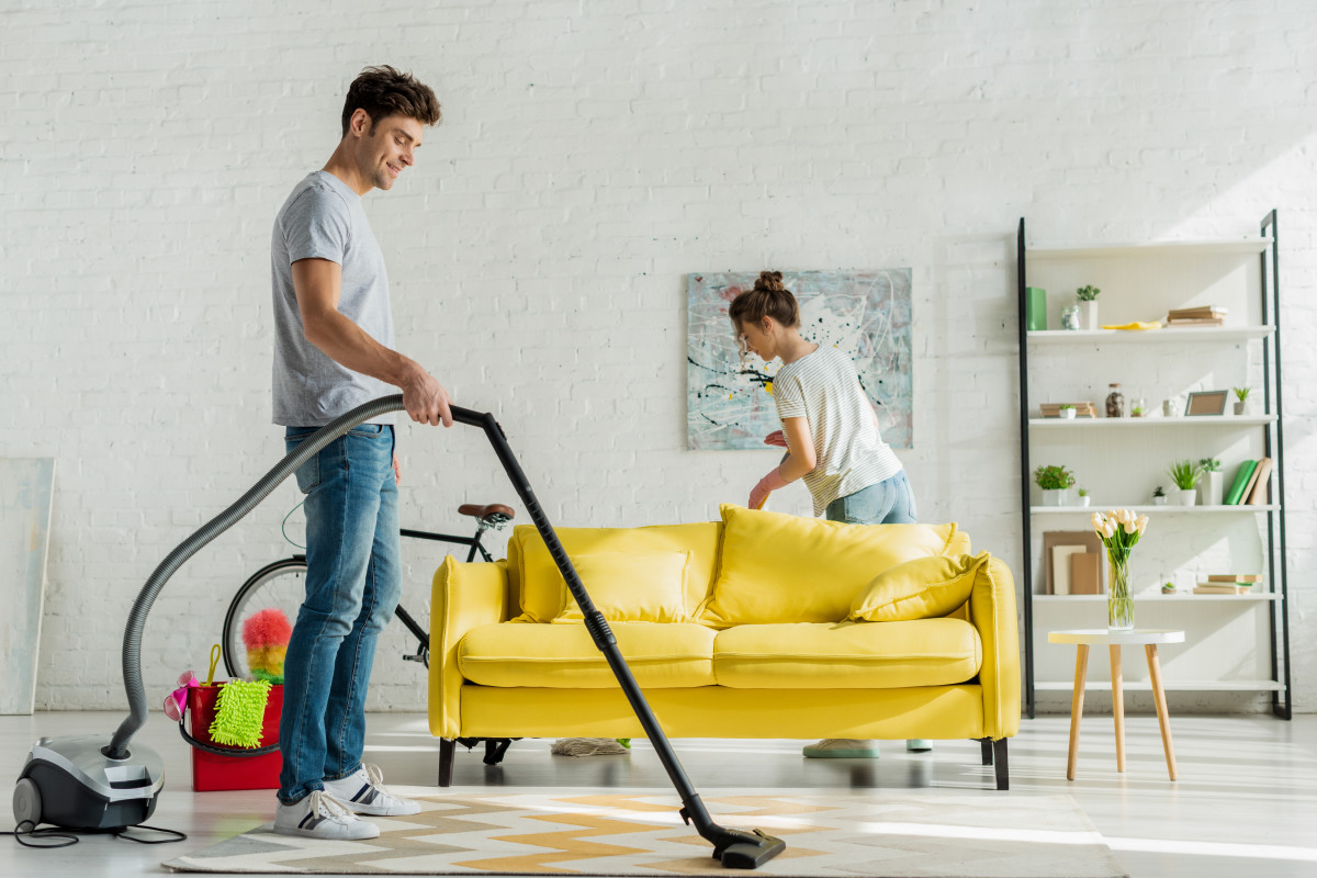 Altıntaş Bayan Temizlikçi